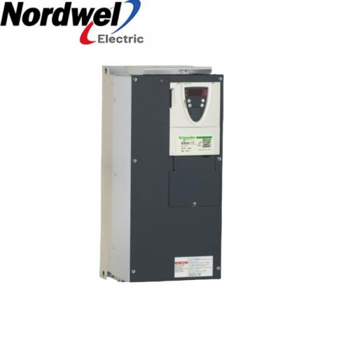 Schneider ATV71HD15N4